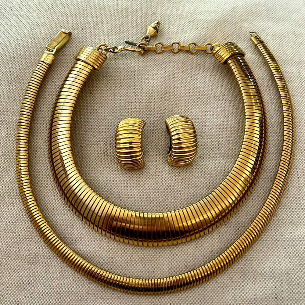 80s Gold! Set of vintage clip on earrings and two necklaces.
